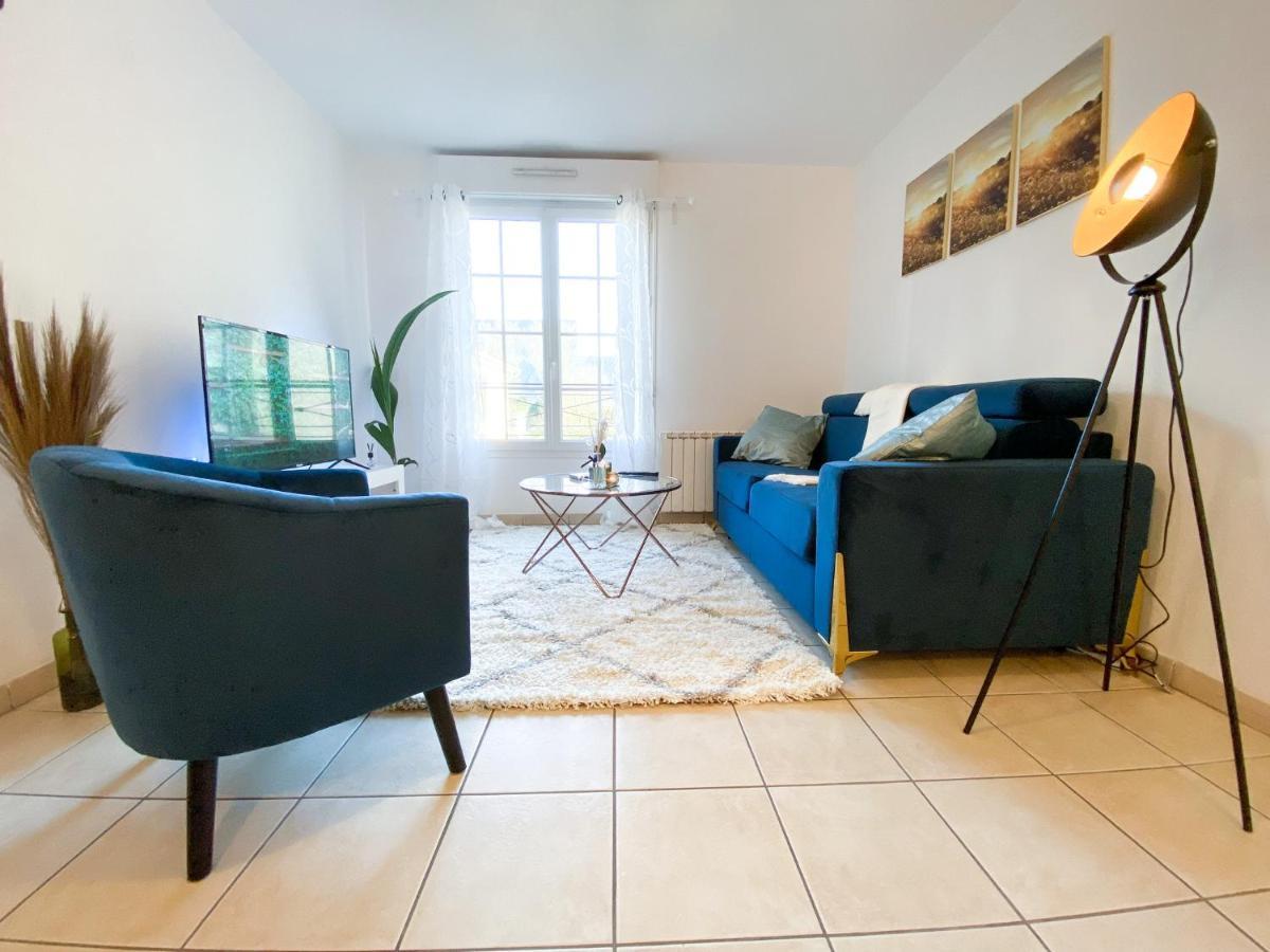 Appartement Ultra Luxueux Hypercentre - Parking - Gare RER à 5 min Corbeil-Essonnes Exterior foto